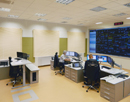 Рабочие места диспетчеров на базе системы столов Effica с электронной регулировкой высоты