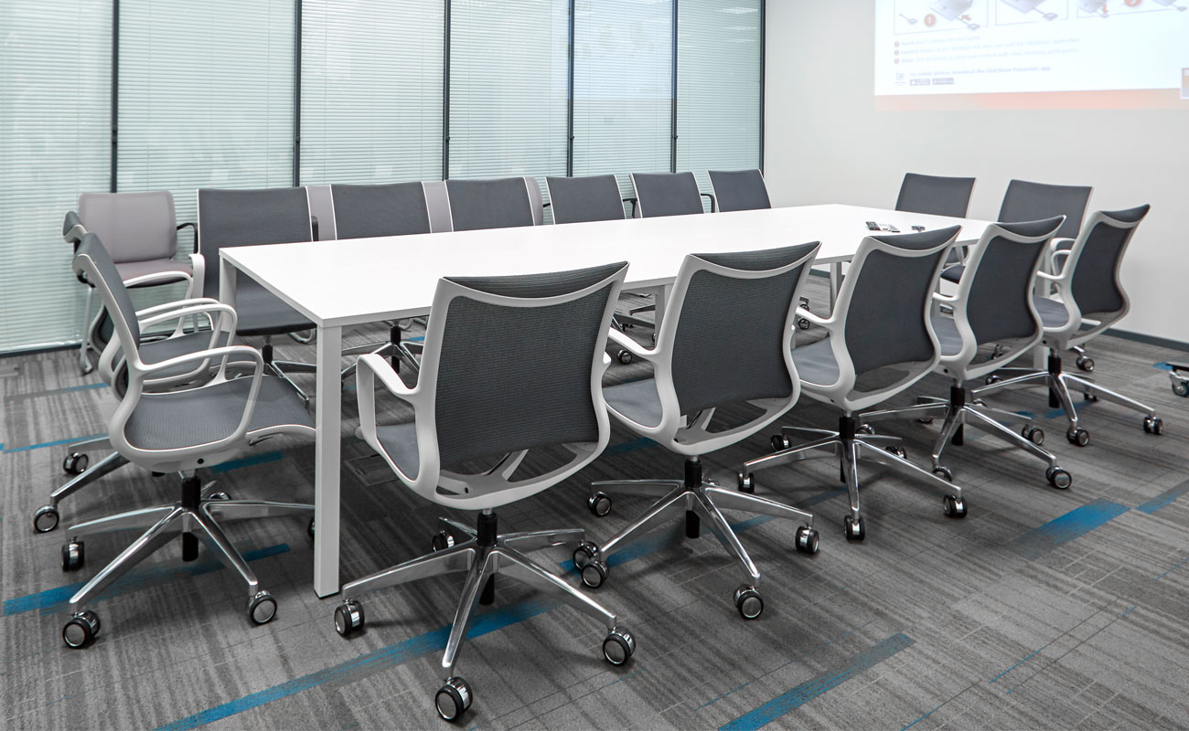 Конференц-кресло WorkCup в офисе X5 Retail Group